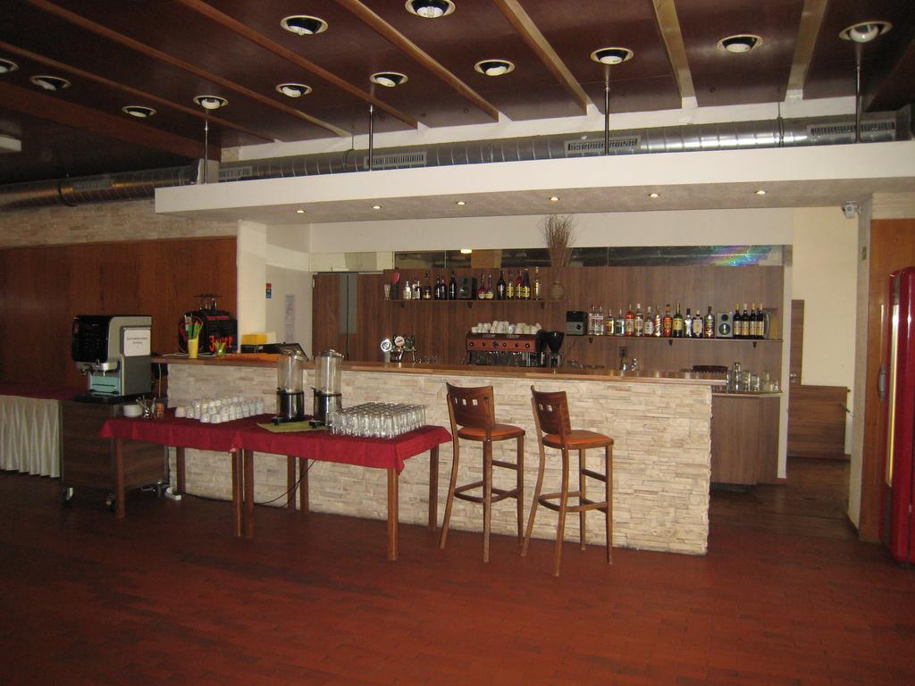 Hotel Fontana เบอร์โน ภายนอก รูปภาพ