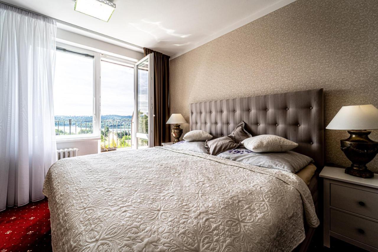 Hotel Fontana เบอร์โน ภายนอก รูปภาพ